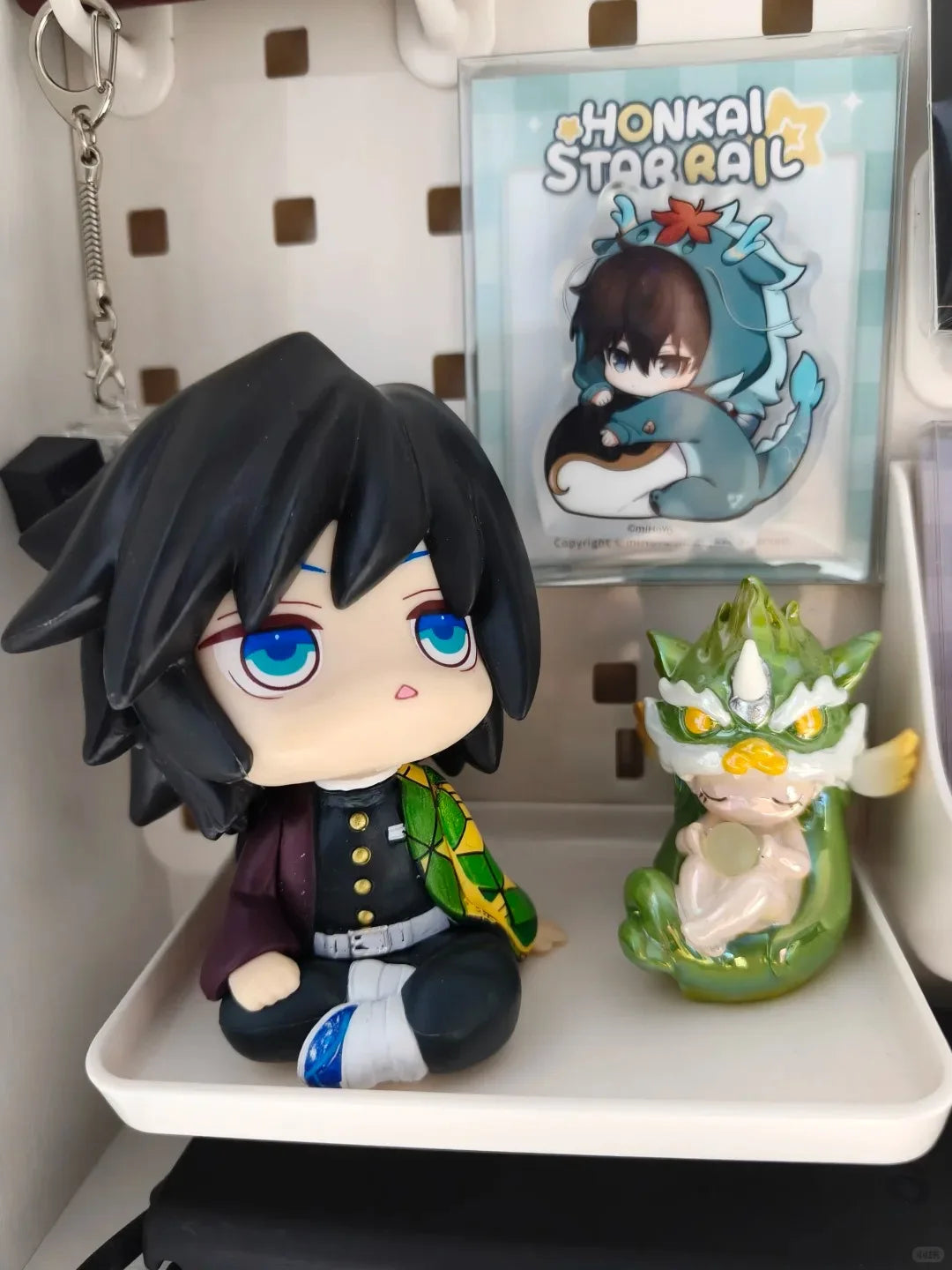 Demon Slayer Seated Chibi Figures – 10 cm