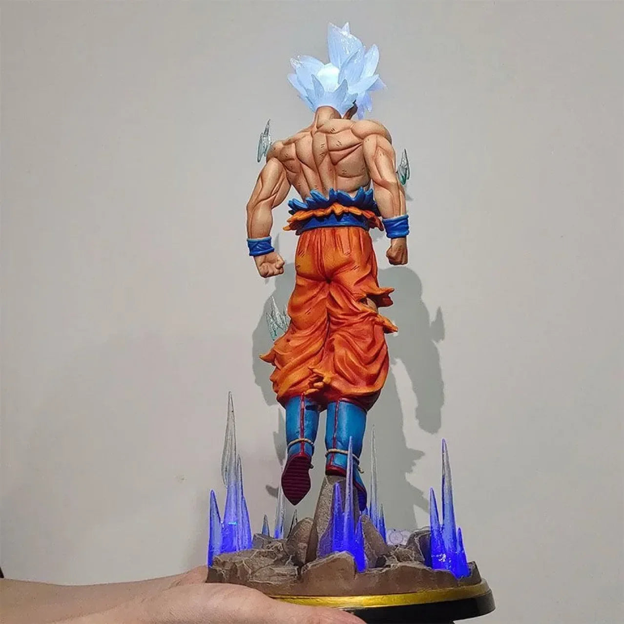 Goku Ultra Instinct - Elite Saiyan Warrior Display Figure